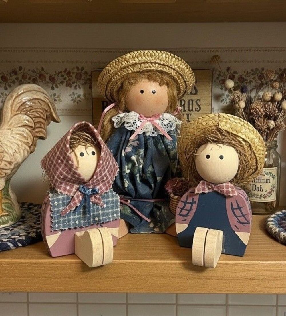 Vintage Country Wooden Doll Set Shelf Sitter Farmhouse Folk Art 3 Pc Set